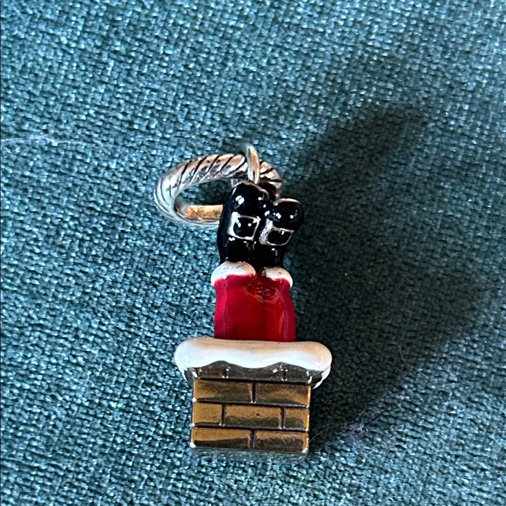 Brighton Santa Down the Chimney charm